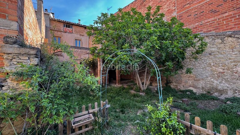 Foto 7141c83f-6b97-46c3-a438-414f942c4290. Casa en ample 27 en Navarcles