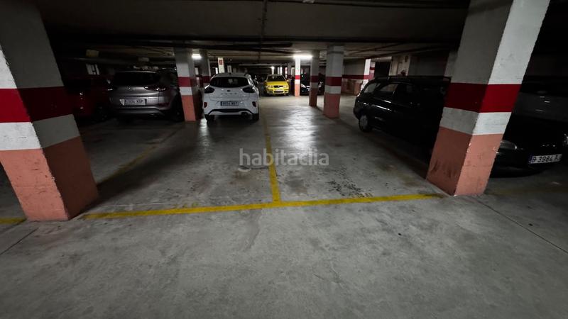Foto a65b5c31-9653-4ce1-9378-eed3068ea064. Parking coche en pau marsal 152 en Cementiri Vell Terrassa