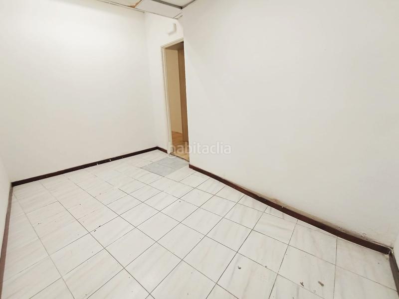 Foto 2c51e25a-7e63-4d76-9d14-44fccde77045. Affitto locale commerciale in portal sant roc 62 in Terrassa