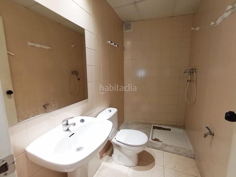 Foto fe92d441-aa69-4957-8ada-4b997731d9e1. Affitto locale commerciale in portal sant roc 62 in Terrassa