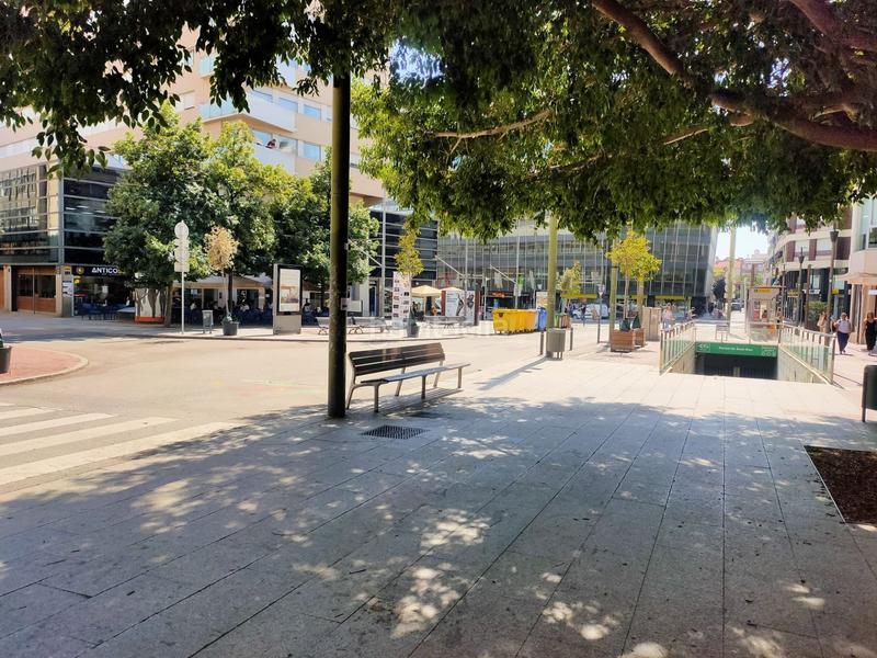 Foto 42f125fa-6d02-4c43-a644-3da685404266. Location local commercial dans portal sant roc 62 dans Terrassa