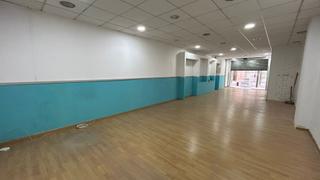 Local Comercial en Pare Llaurador 25