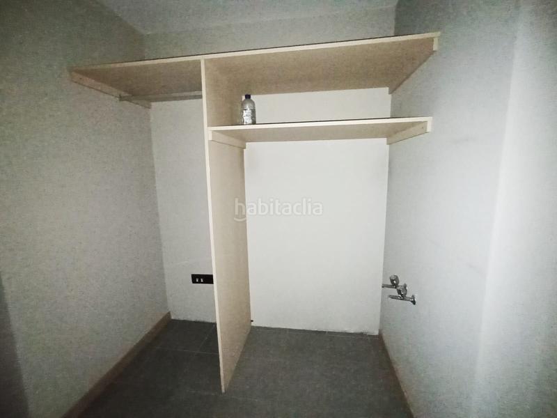 Foto 473d877e-ffbe-42ff-9608-4be4a10bfe7a. Location bâtiment à usage industriel dans martí diez 28 dans Terrassa