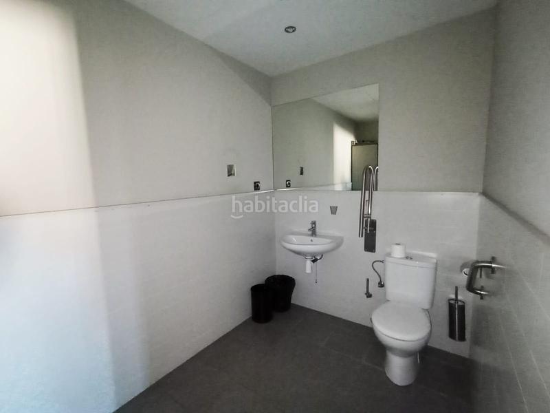 Foto 2c53c1c2-aec4-40f9-829a-70f0ec0e6695. Miete fabrikhalle in martí diez 28 in Ca n'Aurell Terrassa