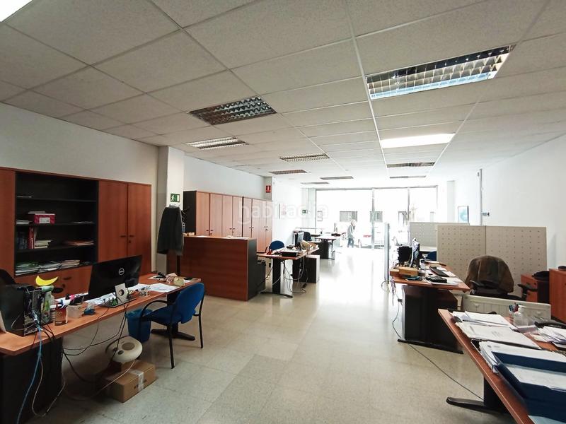 Foto 09fdd2de-36d3-4e79-9d78-2a2634c08bf9. Alquiler local comercial  de 265m2 al costat parc de sant jordi en Terrassa