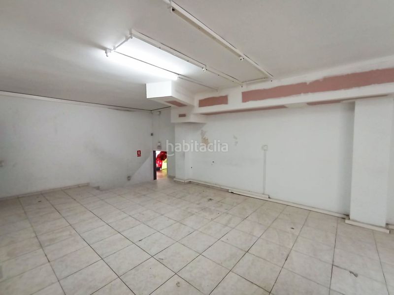 Foto a24f3837-f957-4216-88bb-ae7999ed9db0. Lloguer local comercial a sant genis 3 a Barri del Centre Terrassa