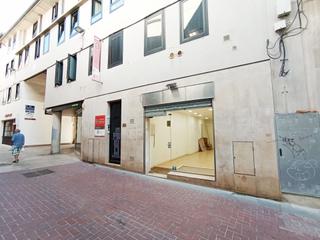 Location Local commercial  Cremat. Fantàstic local al carrer cremat de 50m2