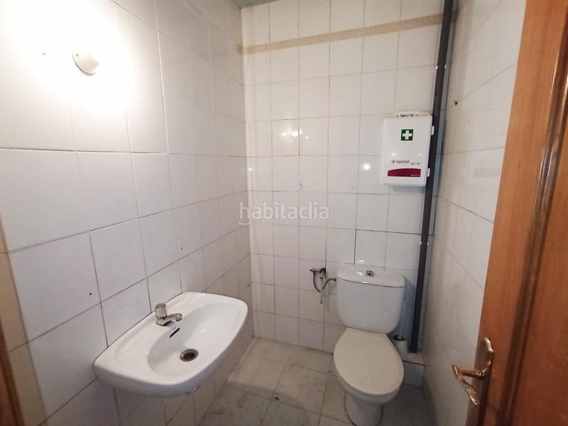 Foto 04bfabe1-a9fc-4a82-b010-3d145792a669. Miete geschäftsraum in sant marc 36 in Ca n'Aurell Terrassa