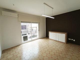 Rent Office space  Arquimedes. Despatx de lloguer de 25m2 al carrer arquímedes