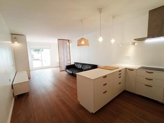 Location Studio  Puig novell. Fantàstic loft amb patí de 105m2 al centre