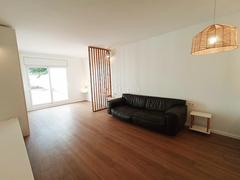 Foto e0bb7f3e-8523-45fb-93de-b3c6211f7bce. Location studio dans Barri del Centre Terrassa