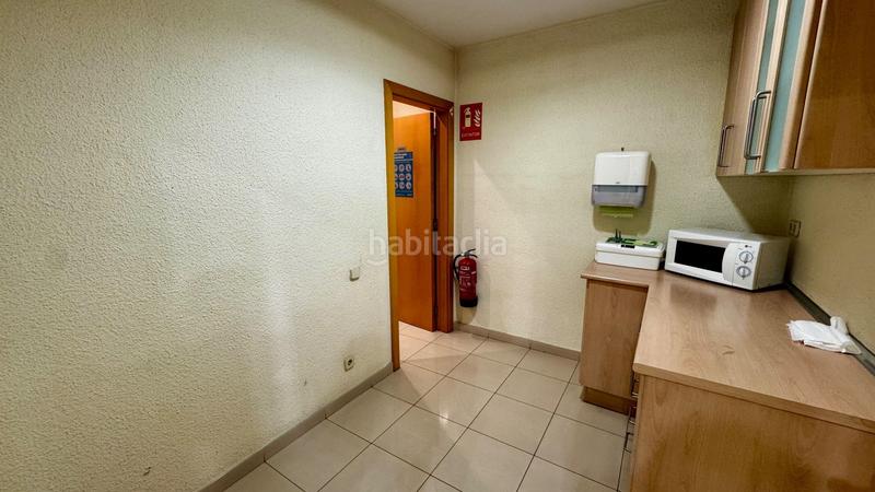 Foto 095addba-8faf-4e1d-8935-6113cbafe770. Local comercial en vázquez de mella 3 en Ca n'Aurell Terrassa