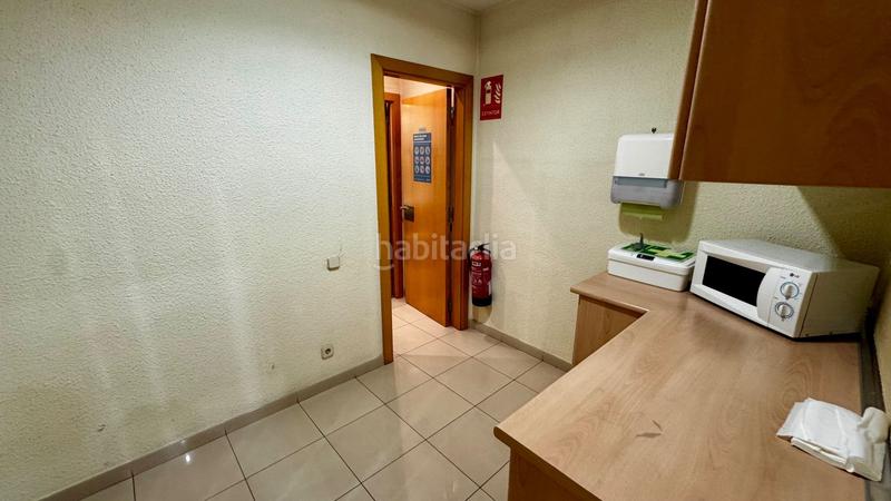 Foto 3a106798-80b2-48db-85a9-958c903d823c. Local comercial en vázquez de mella 3 en Ca n'Aurell Terrassa