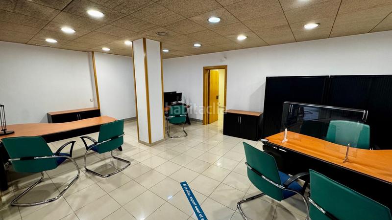 Foto f7f49a11-0aa0-42f6-8965-9bea231289f8. Local comercial en vázquez de mella 3 en Ca n'Aurell Terrassa