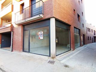 Lloguer Local Comercial a Rellinars 95. Fantàstic local cantoner a la carretera de rellinars n.95