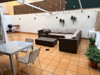 Flat  Madrid. Piso en venta en planta baja con terraza de 30m2