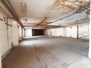 Miete Fabrikhalle  Martin diez 28. Fantàstica nau de 403m2 al carrer martí díez n.28