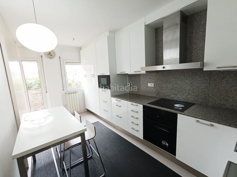 Foto bcd8a05b-15bf-412a-89c3-827b510981be. Rent duplex with heating in Barri del Centre Terrassa
