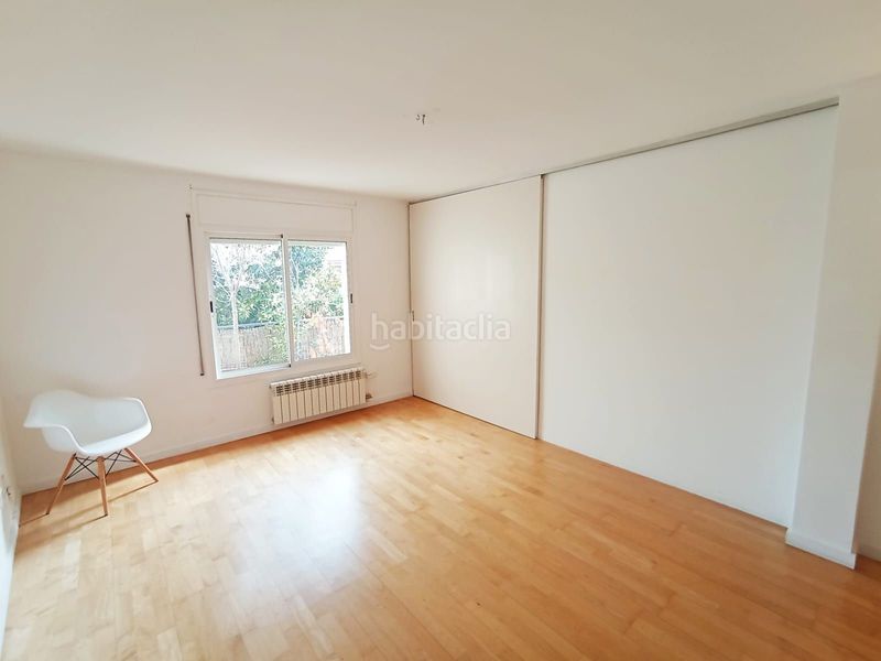 Foto c0ec57e0-f4d2-47df-87f8-62865061ad74. Rent duplex with heating in Barri del Centre Terrassa