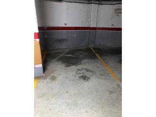 Aparcament cotxe  Tres creus. Parking en venta