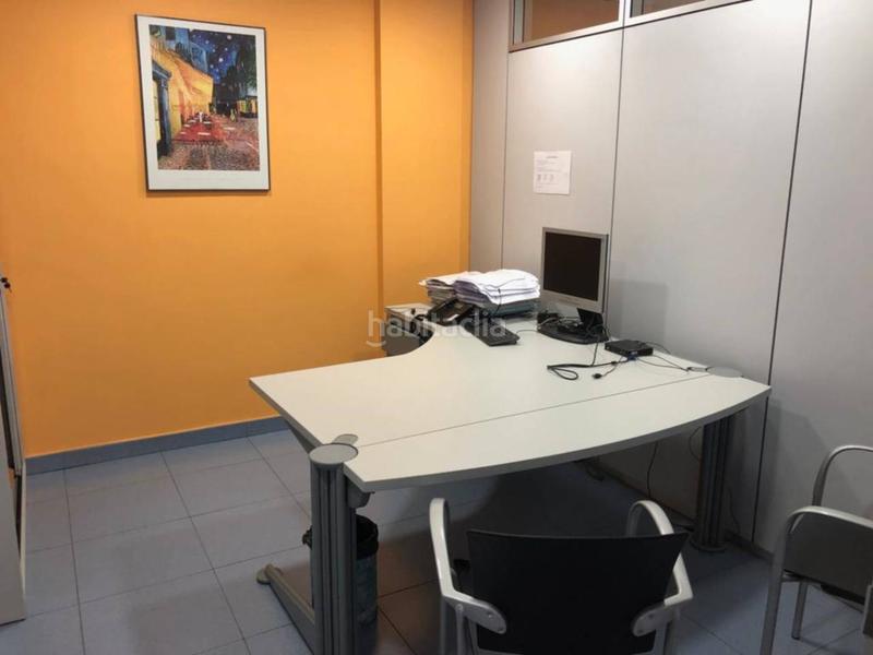 Foto f9104e47-8b67-43e4-bf26-05537f110b7b. Geschäftsraum in Gràcia Sabadell