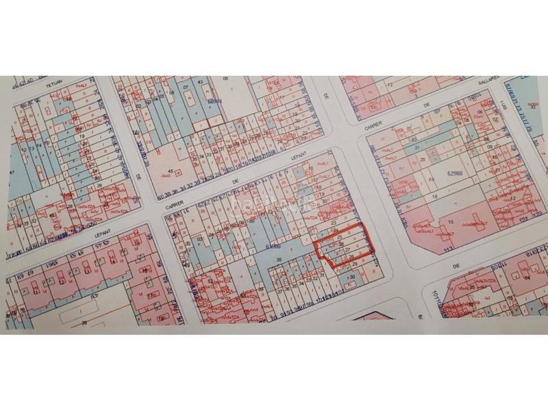 Foto 616bfb7e-a234-4d2e-bbd6-378cd6986801. Solar industrial a Eixample Sabadell
