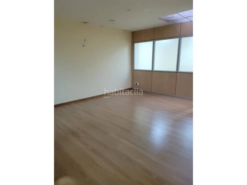 Foto 58523cbc-8d8d-4ddb-82d4-a562cc813c87. Alquiler local comercial local en alquiler en centro en Sabadell