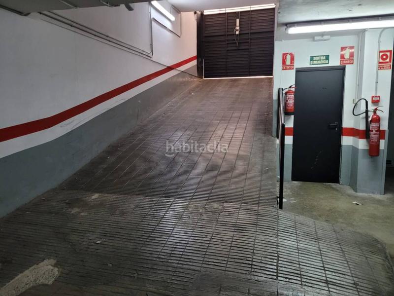 Foto 0efd25ab-0f37-4e1e-ac2d-6c72cbbf013b. Alquiler parking coche alquiler de plazas de aparcamiento Centre en Sabadell