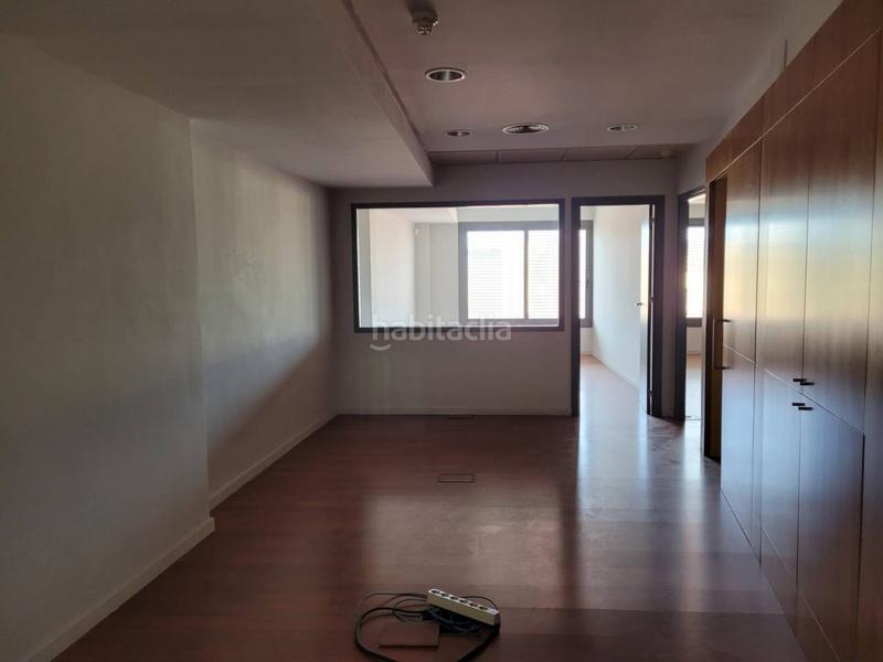 Foto 72f96887-7d4b-495d-9b5d-ae2093614ce3. Location local commercial dans Centre Sabadell