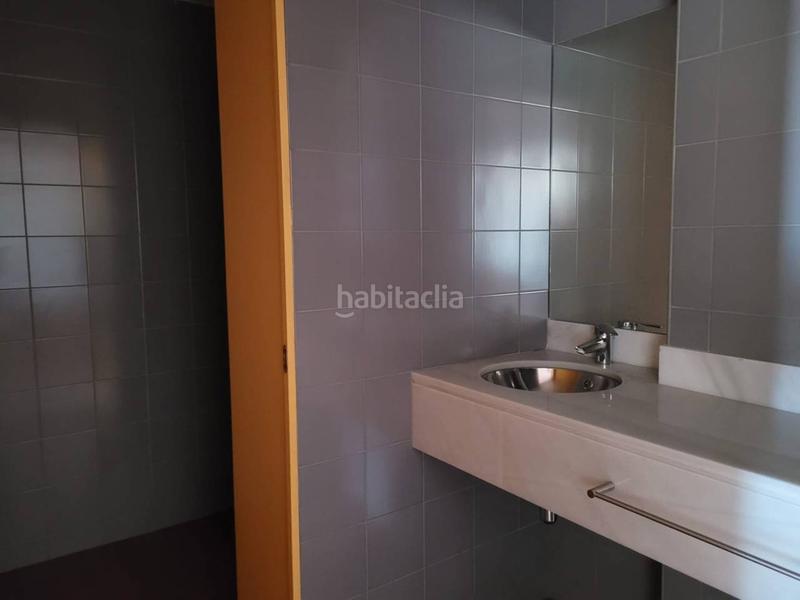 Foto e80e098c-3446-437c-a962-aee9d86d0ff0. Rent business premise in Centre Sabadell