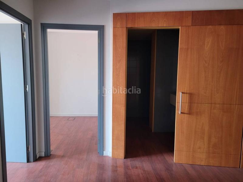 Foto f532714c-4afd-4dda-9943-481ff06be65d. Rent business premise in Centre Sabadell