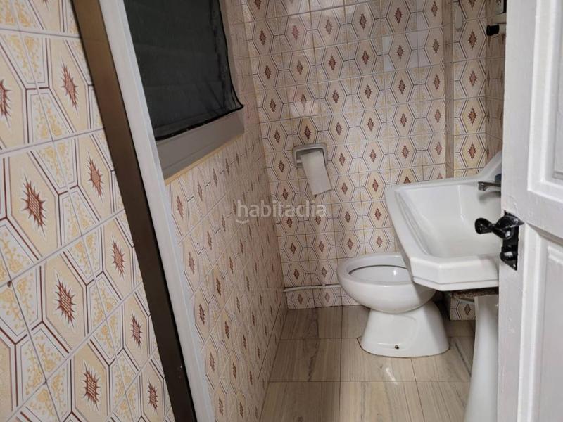 Foto a36b6f9c-ed6f-411f-aabf-be92cc9366bd. Traspàs local comercial a Ca n'Oriac Sabadell