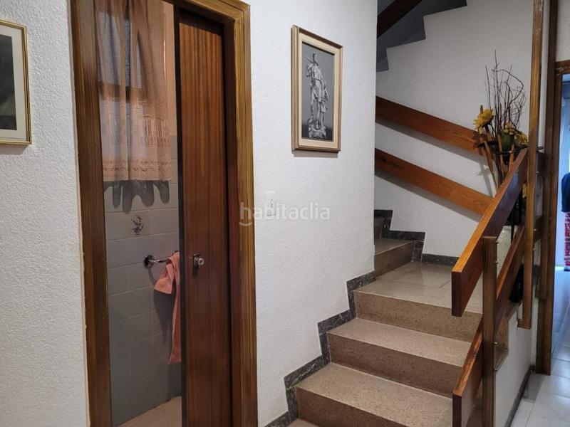 Foto 4479beca-a343-47de-aecf-fe4e67b9fa53. Casa amb aparcament a Creu de Barberà Sabadell