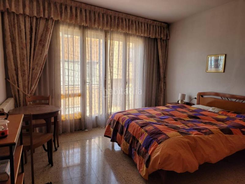 Foto e408ad39-89aa-456c-afe5-c65b1c37ba2e. Casa amb aparcament a Creu de Barberà Sabadell