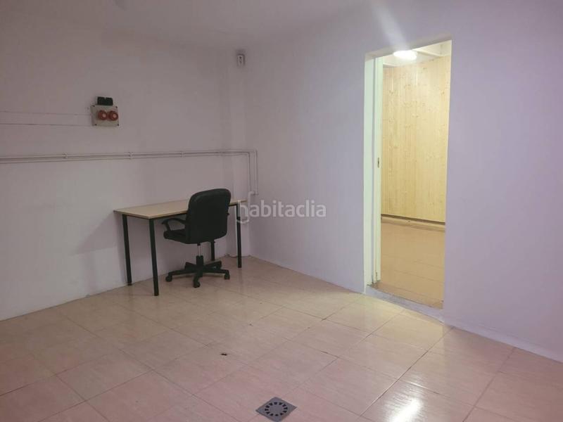 Foto b948dcfa-fe1f-4081-be70-5ec097559d67. Affitto locale commerciale in Creu Alta Sabadell