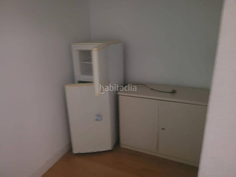 Foto ae0cbedd-8880-4efb-ad43-964ec9f15c3c. Location local commercial dans Creu Alta Sabadell