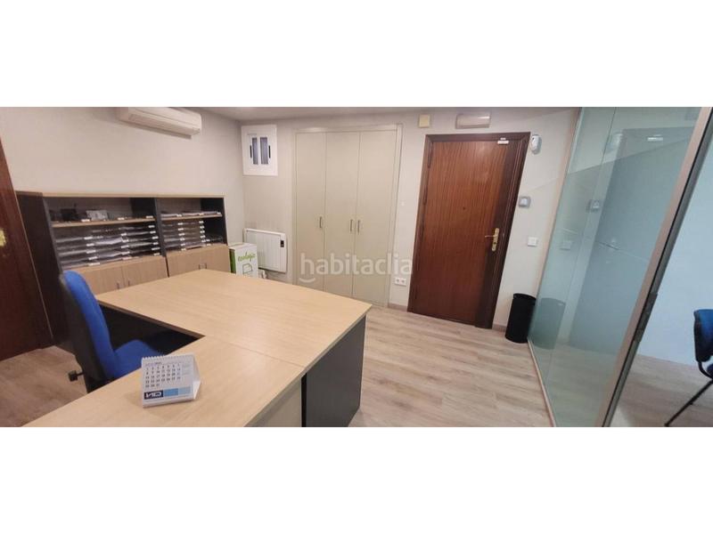 Foto 1911fdc5-1643-4dec-b022-cb443bf3bf18. Etagenwohnung mit heizung in Centre Sabadell