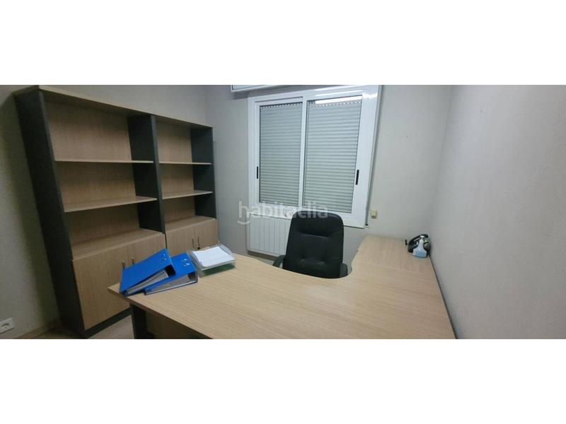 Foto a40488ef-92a5-40ae-a0bb-44d257effae1. Etagenwohnung mit heizung in Centre Sabadell