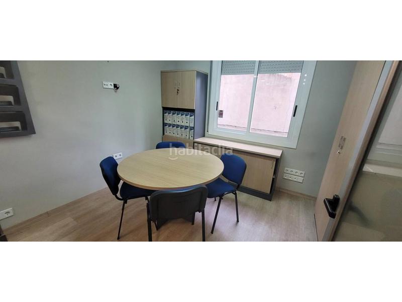 Foto b9e95ab4-8ed2-4ea6-a92c-029ceb34b792. Etagenwohnung mit heizung in Centre Sabadell