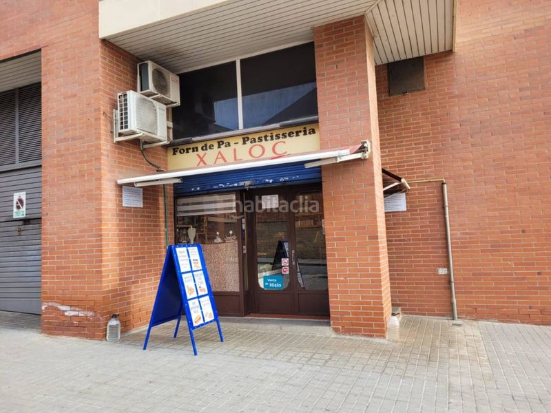 Foto c16fe5ea-702a-4b56-a077-a04a922118b8. Local comercial a Covadonga Sabadell
