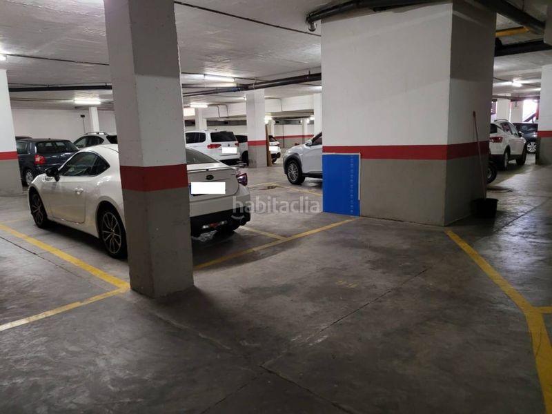 Foto fd3bc98d-7b47-4d48-b2cf-b56f0cd85b74. Posto auto in Centre Sabadell