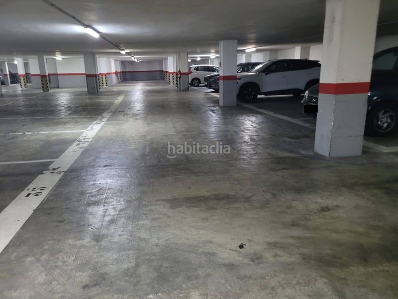 Foto d5852b9d-bc0a-4981-bfcd-4c9721fc9484. Aparcament cotxe a Centre Sabadell