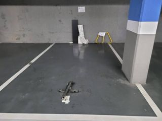 Alquiler Parking coche  Calle pare sallares. Aparcamiento en alquiler en centro