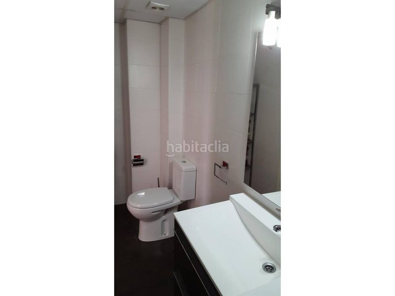 Foto 9bff7e8e-5943-4e31-9870-94d3a10c6727. Pis amb aparcament piscina a Can Gambús Sabadell