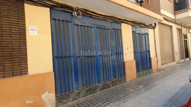 Foto 8617eaf2-8ba6-47fd-a21a-3194eb15d3e1. Local comercial a carrer del picaio 20 a Barrio Benicalap Valencia