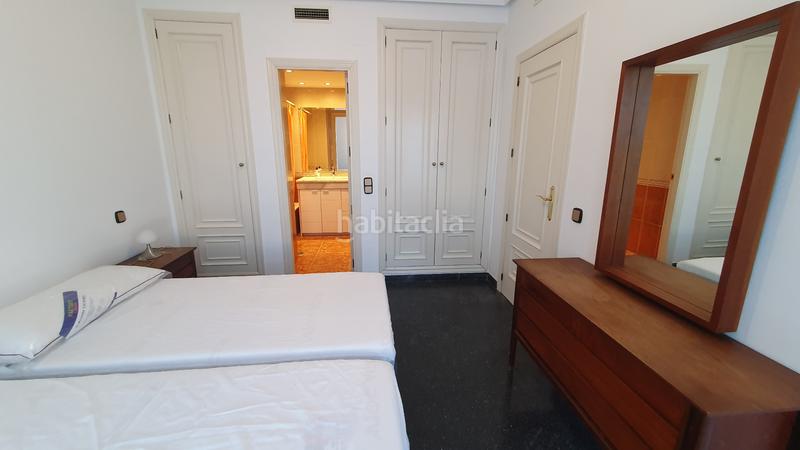 Foto 4eeba6fb-ce3e-4834-a4c6-07fd4f4f8928. Alquiler piso en Mestalla Valencia