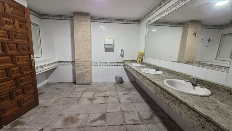 Foto c44642ad-bad5-4f8f-a424-cf34118ad554. Local comercial a Arrancapins Valencia