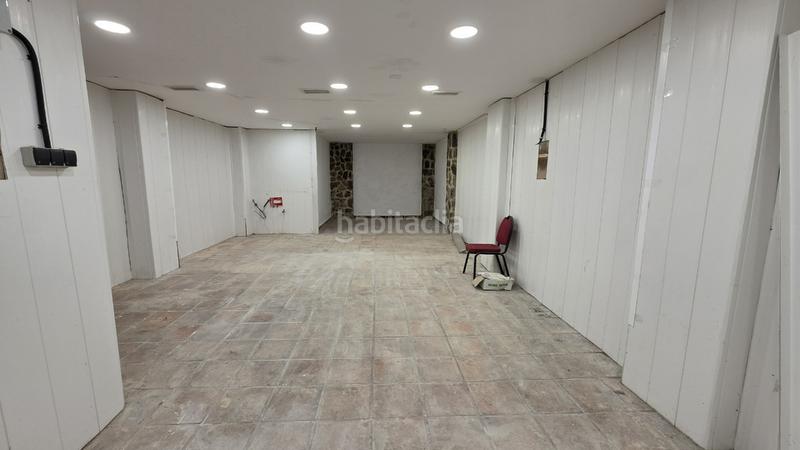 Foto b427be9c-58ae-4129-a75f-97b920cacc40. Locale commerciale in Arrancapins Valencia