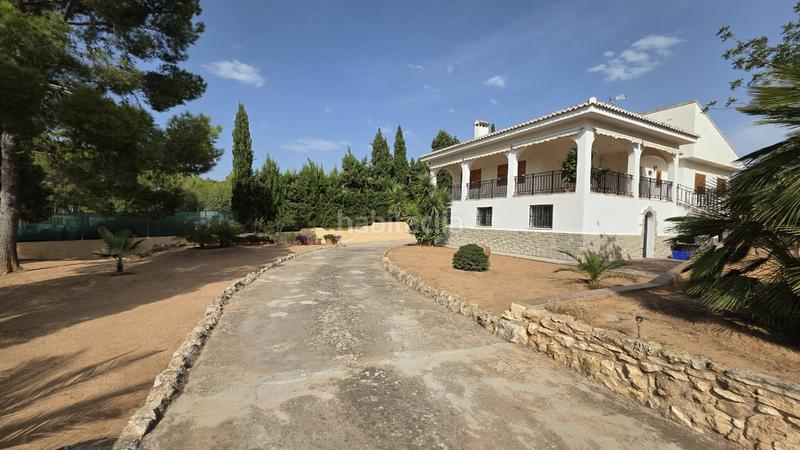 Foto 2c019d0c-f683-40b3-9502-12a2e130b91d. Chalet con camino parcheggio piscina in La Conarda-Montesano Bétera