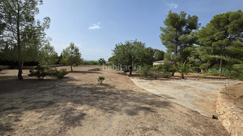 Foto e15724c0-24a1-4a22-ab9a-11518b8b757b. Chalet con camino parcheggio piscina in La Conarda-Montesano Bétera